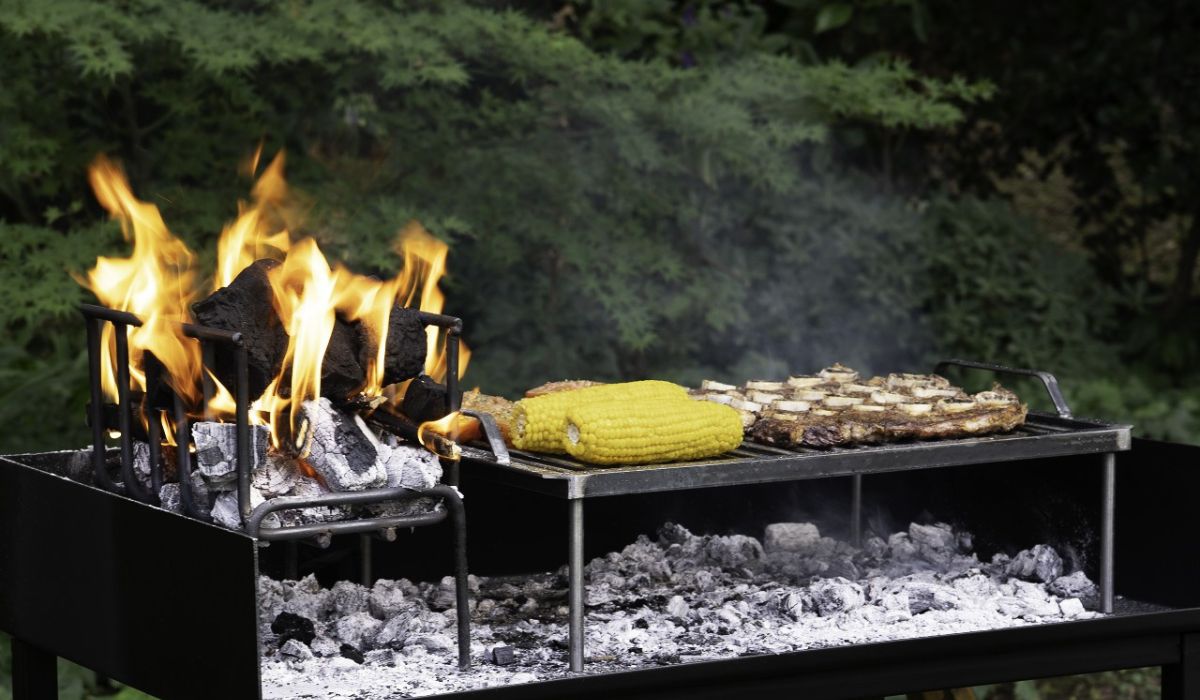 Charcoal Grills 101: Beginner’s Guide - Gaucholife
