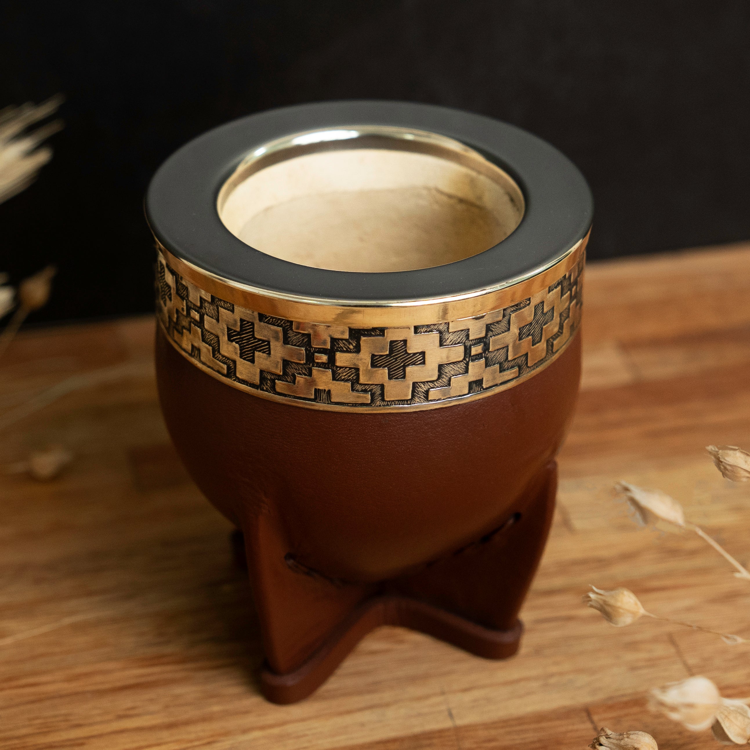 Imperial Mate Gourd with Guarda Pampa Detail Brown