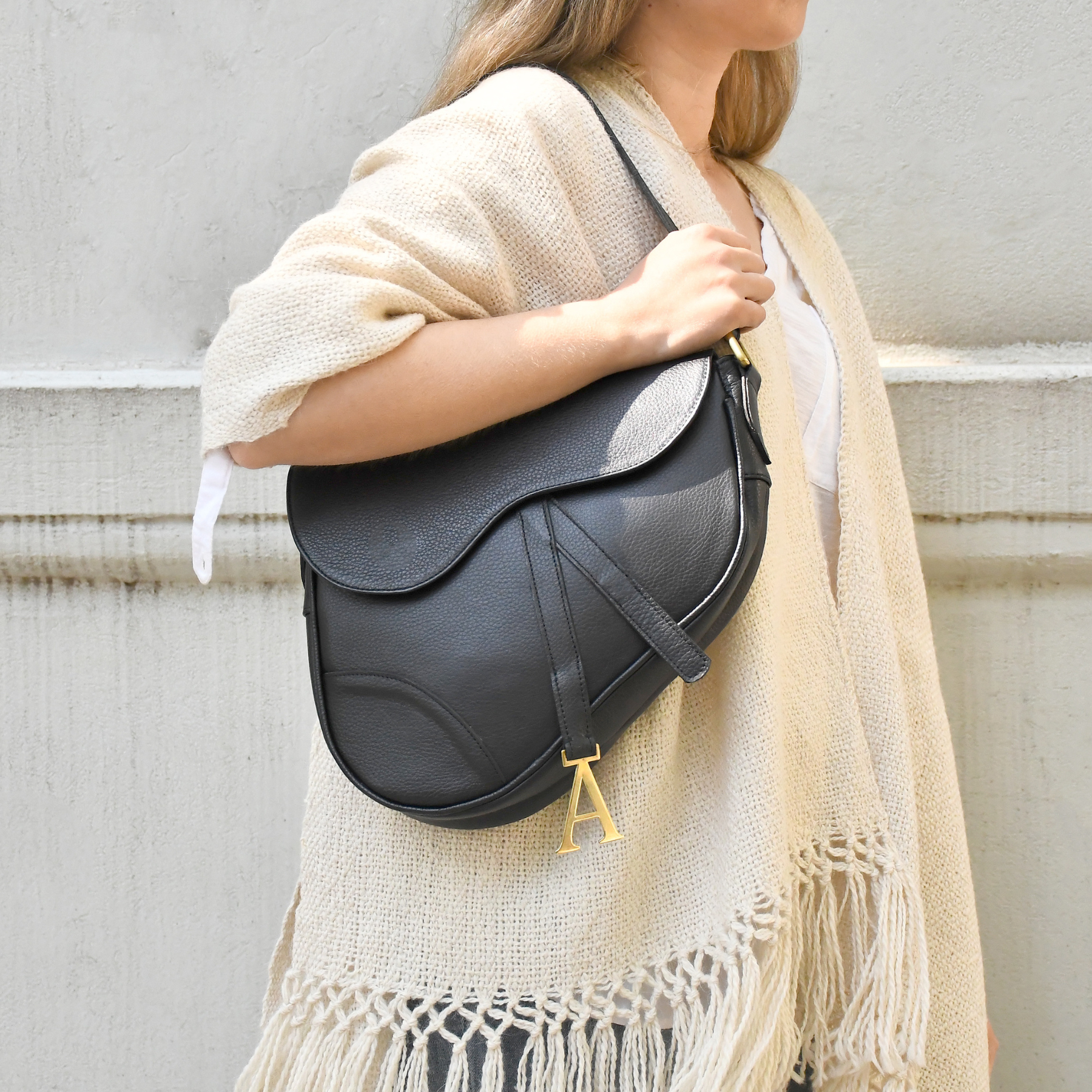 Black Saddle Purse