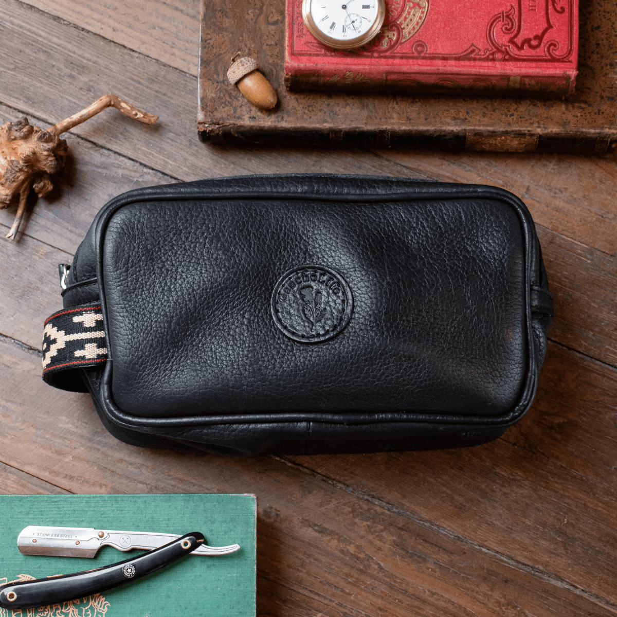 Toiletry Leather BagBlackGaucholife