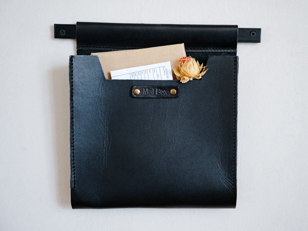 Leather Wall Pockets OrganizerBlackGaucholife