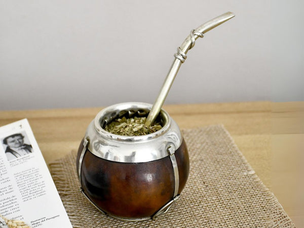 Mate gourd with alpaca