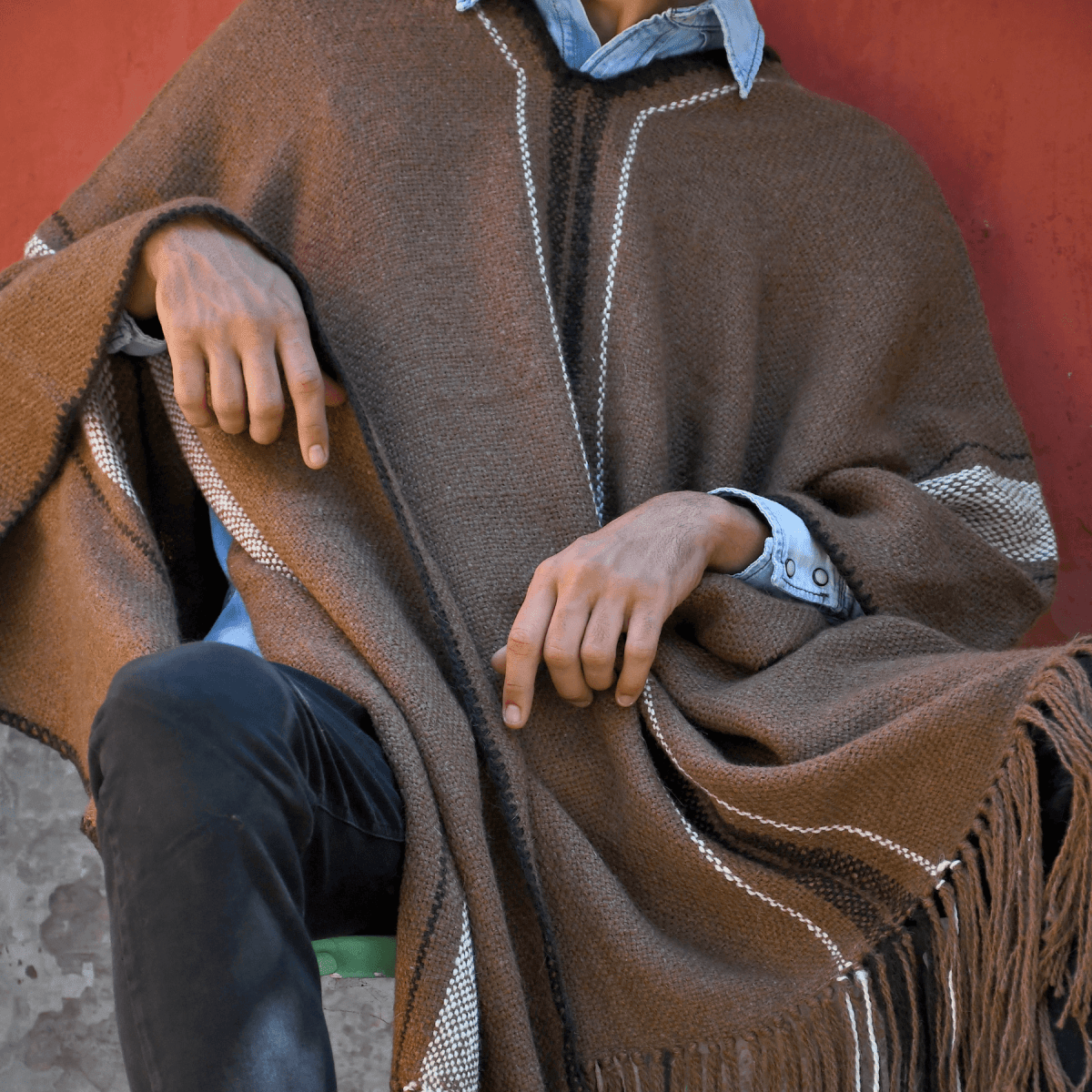Llama Wool Knitted Poncho (Brown)Gaucholife