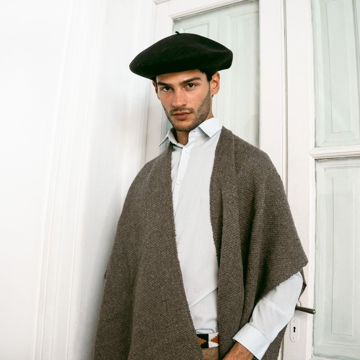 Llama Wool Knitted Shawl Poncho (Gray)Gaucholife
