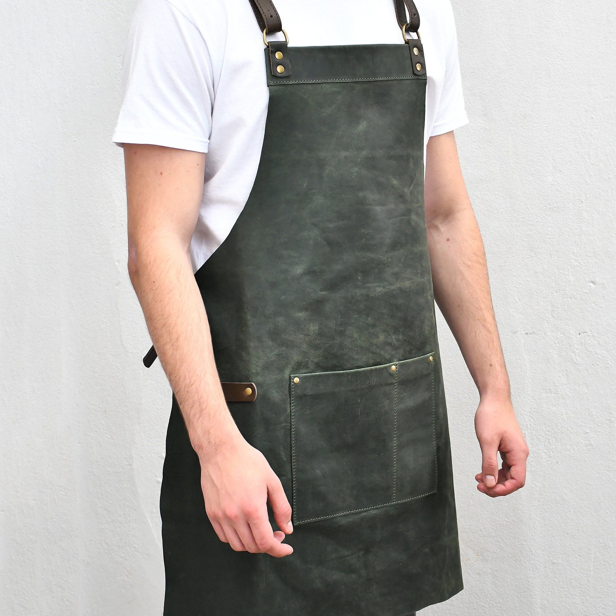 Gaucholife GREEN Pack of Five Personalized Leather Aprons for your Business