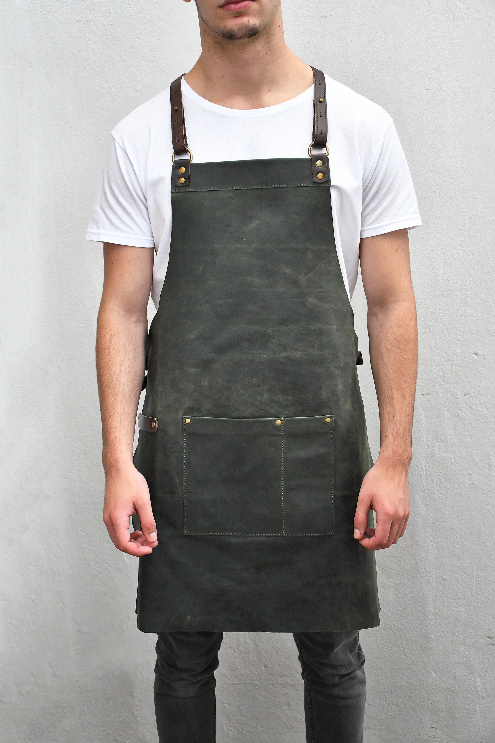 Gaucholife Grill Green Leather Apron