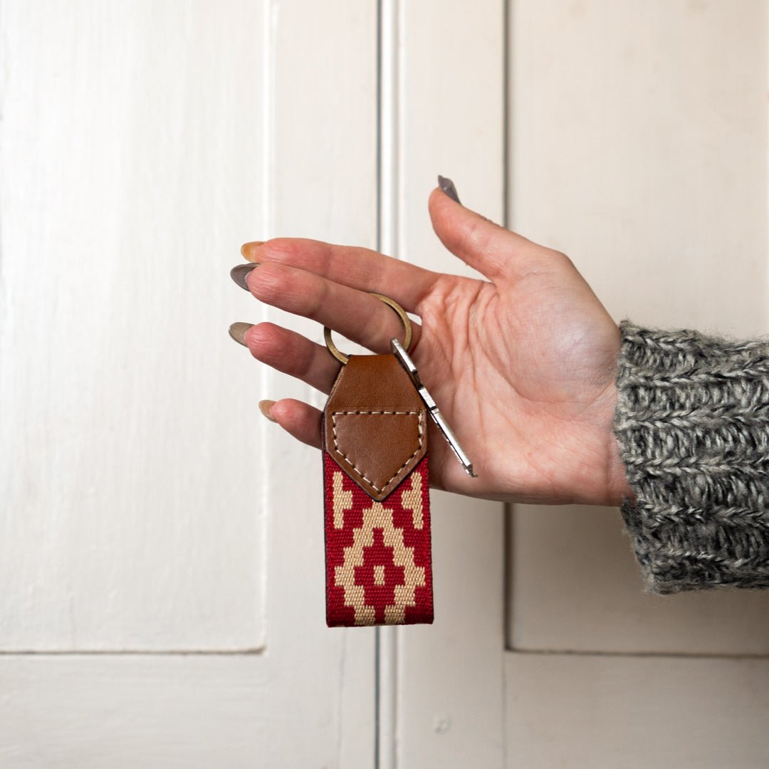 Guarda Pampas Leather Keychain (Red)