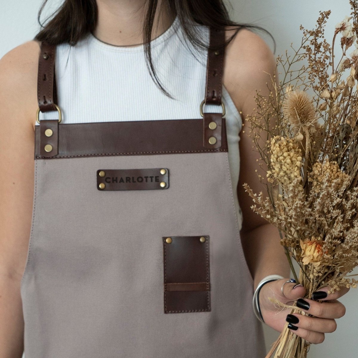 Personalized Full orders canvas +leather apron with adjustable leather straps for restaurant, bakery, cafe, kitchen