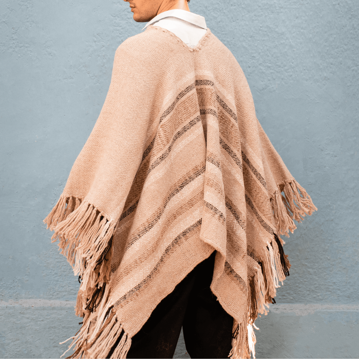 Llama Wool Knitted Poncho (Beige)Gaucholife