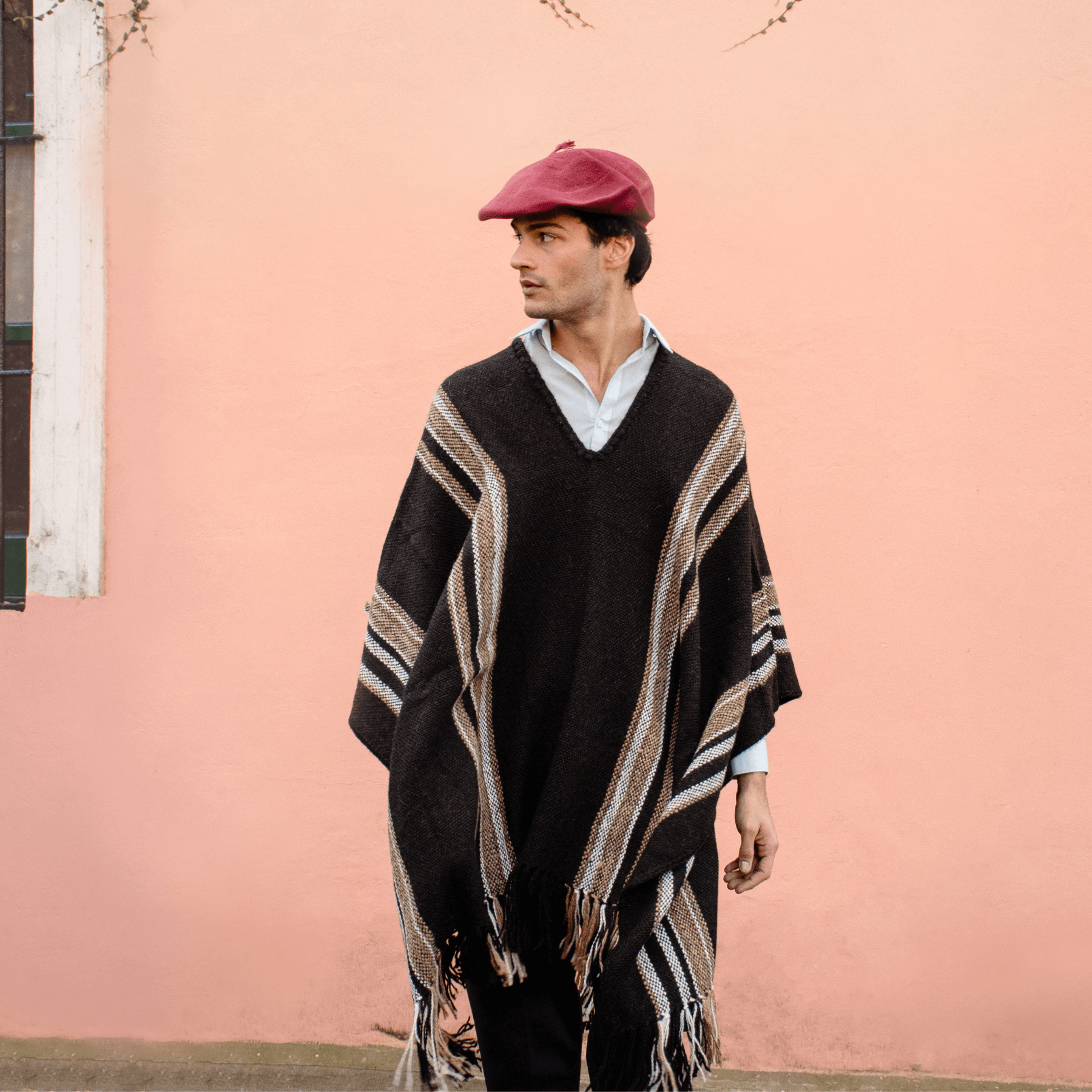 Gaucholife Poncho Llama Wool Knitted Poncho (Black2)
