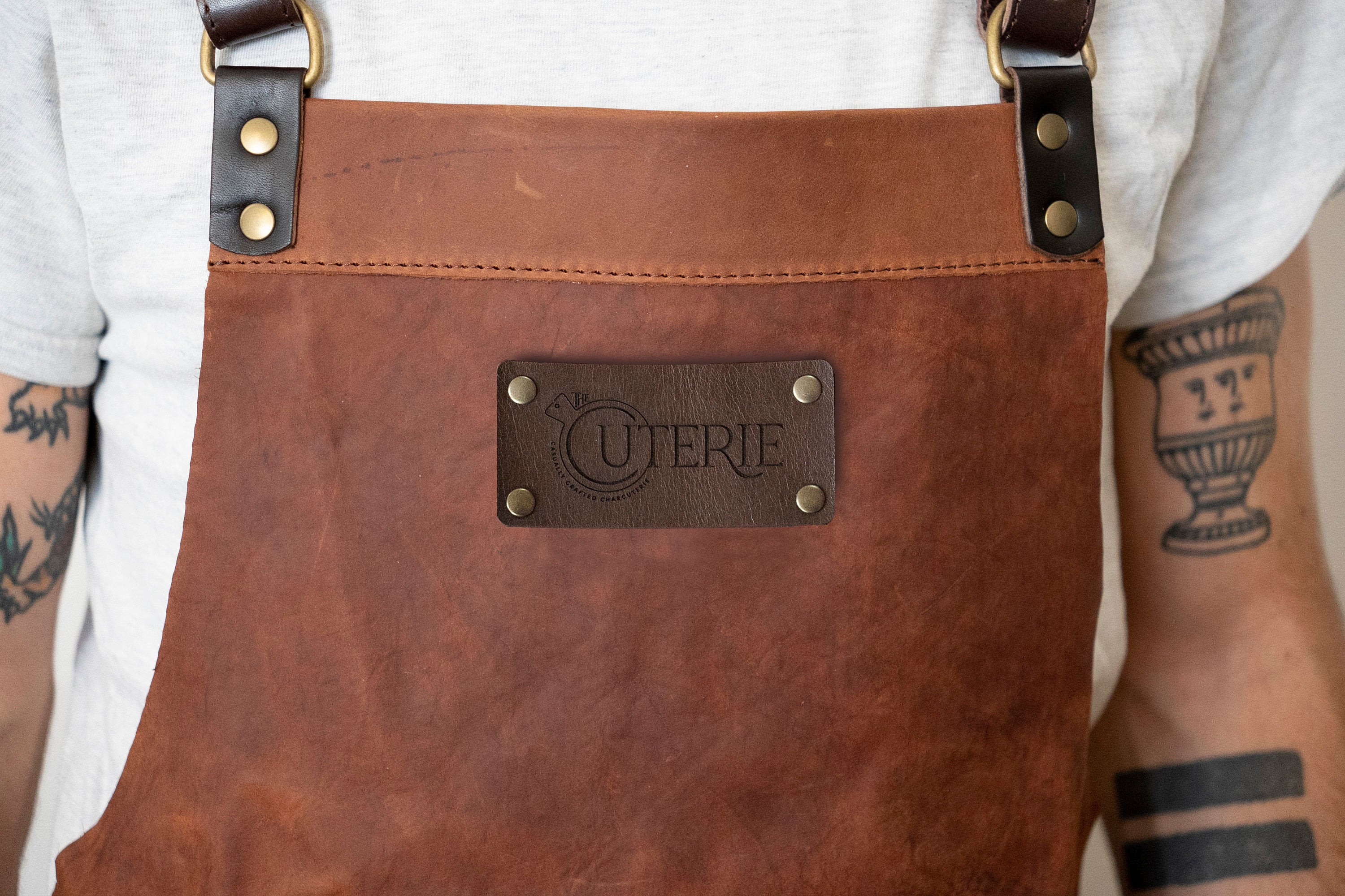Gaucholife TAN Pack of Five Personalized Leather Aprons for your Business