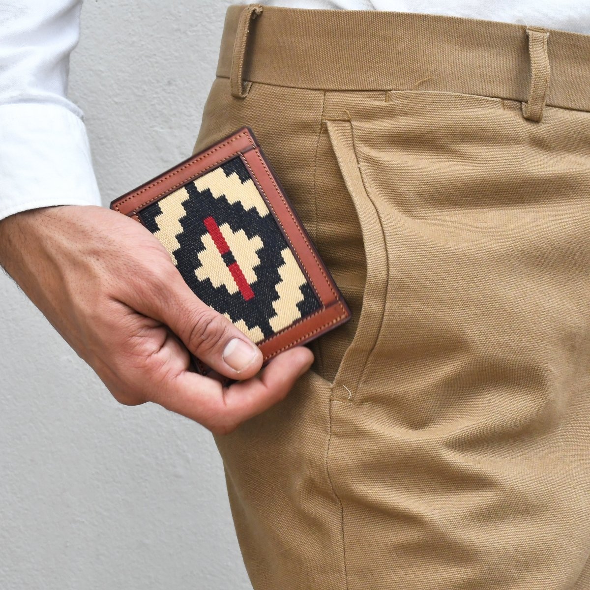 Thin Woven Leather Card Holder (Blue/Red)BrownGaucholife